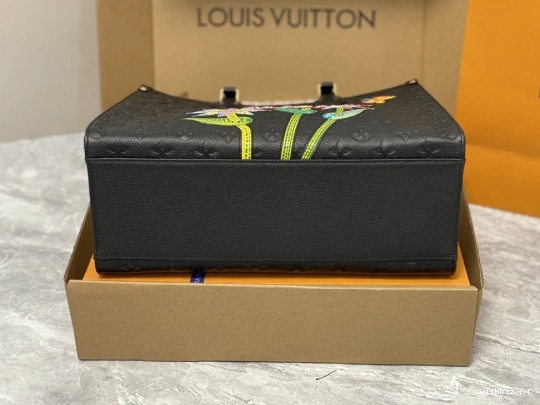 WIS MM YK LOUIS VUITTON X ONTHEGO 0721